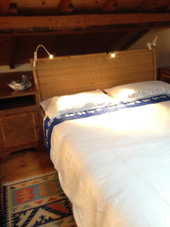 Appartement Country House à Zerbolo Chambre photo